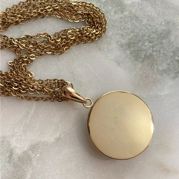 Vintage Dior Button Necklace Pendant Upcycled - Picture 5 of 7